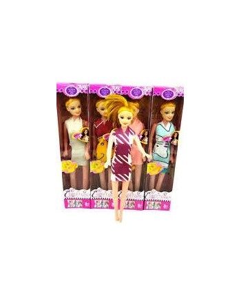 MUÑECA FLACA EN CAJA...